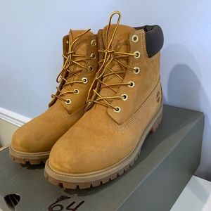 Timberland Children’s 6.5 Premium Wheat Boots